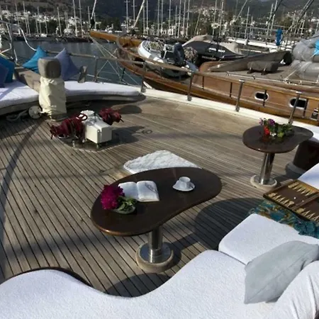Selvese Luxury Collection Yatching Bådhotel *