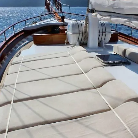 Selvese Luxury Collection Yatching Botel *