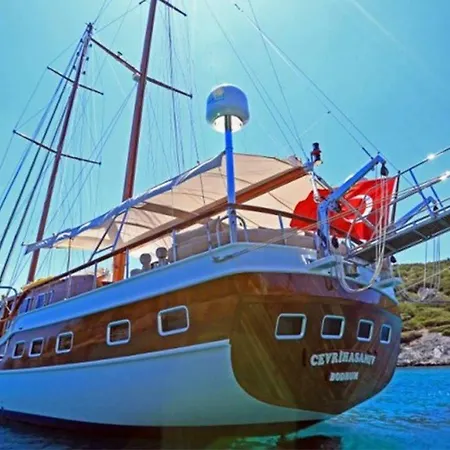 Selvese Luxury Collection Yatching Botel